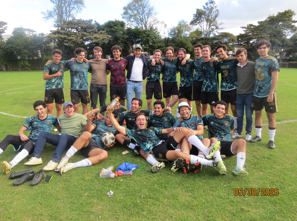 Se disputó la gran final de la Copa de Fútbol de Exalumnos  Gimnasio Campestre  2026-I